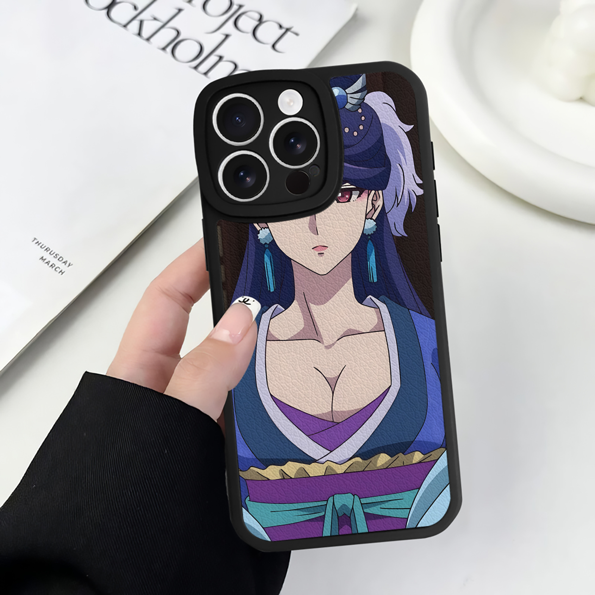 薬屋のひとりごと The Apothecary Diaries 【iPhone 16シリーズ対応】シリコンスマホケース（レザー調） 材質：シリコン